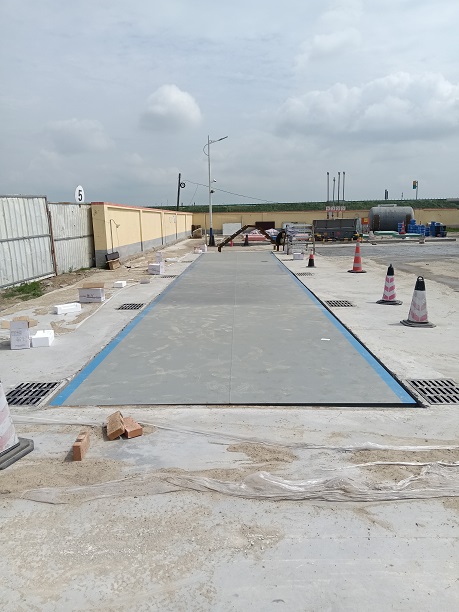 �Ї�(gu��)ʯ�Ϳ�ʲ���v�����վ100��3*18���ڰ��ɹ�����